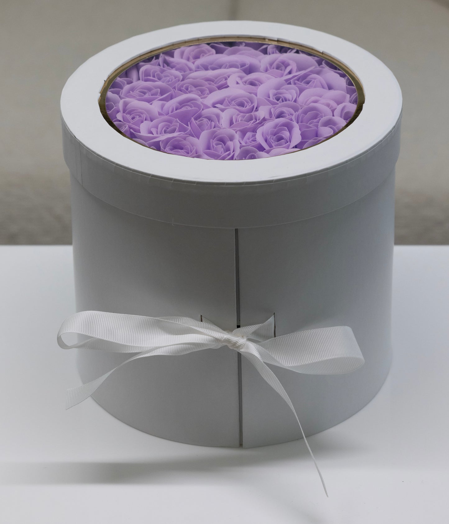 القبو 1 - أبيض/أرجواني