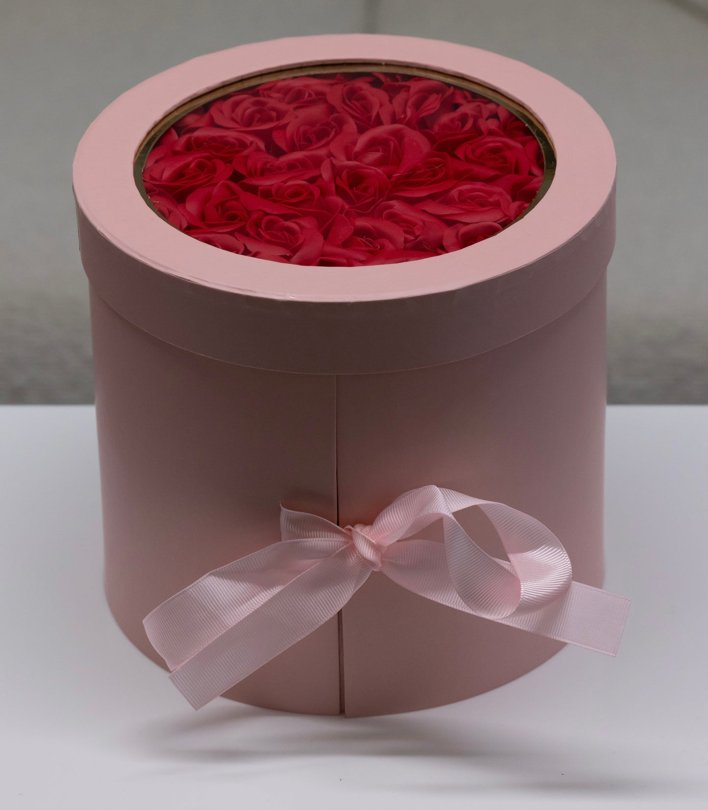 القبو 1 - وردي/أحمر