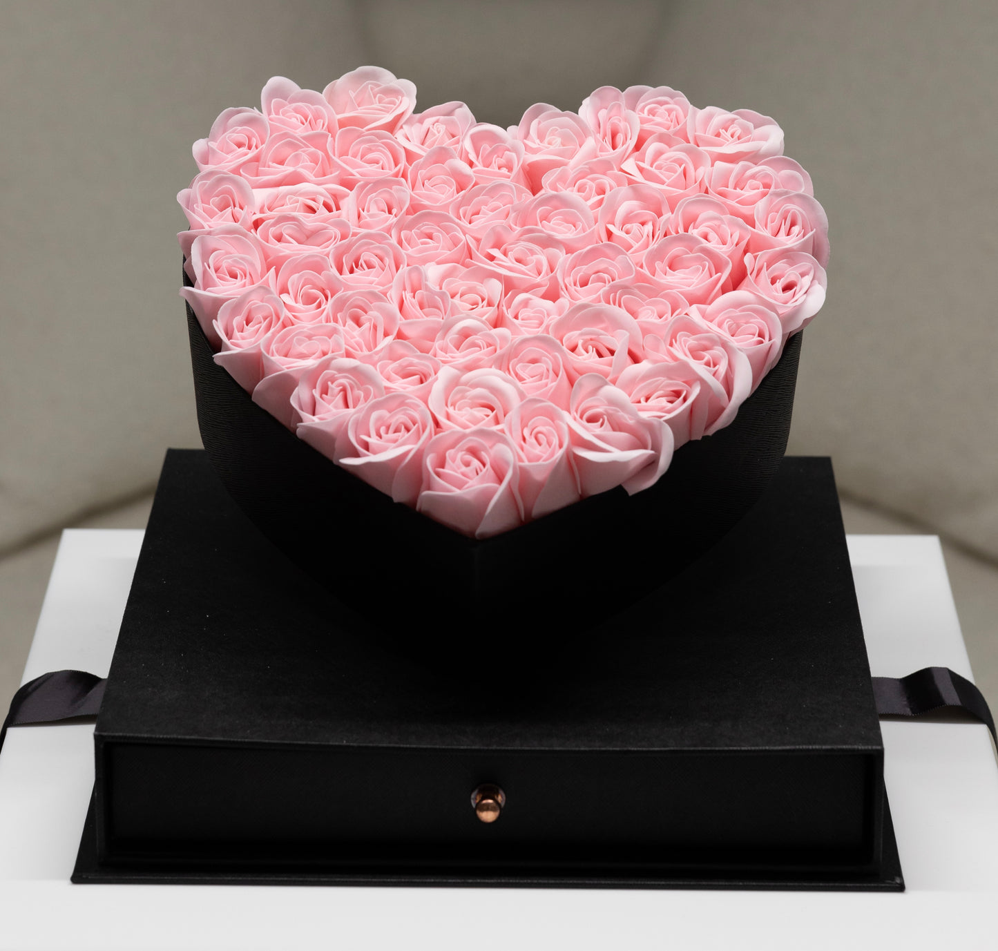 الخزنة 3 - أسود/وردي